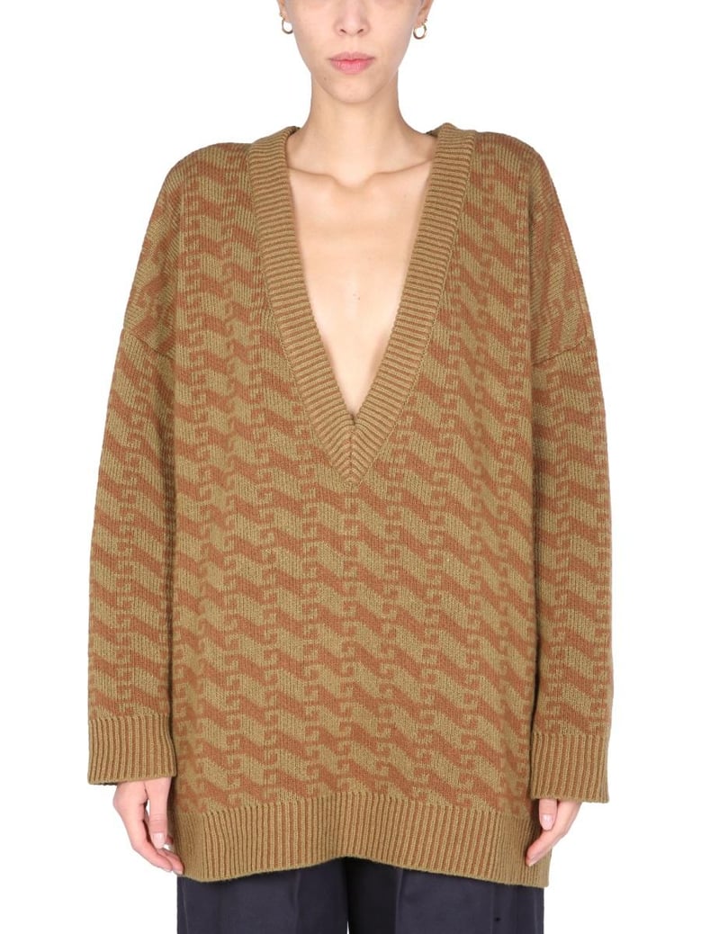 v-neck jacquard sweater by Selfnex