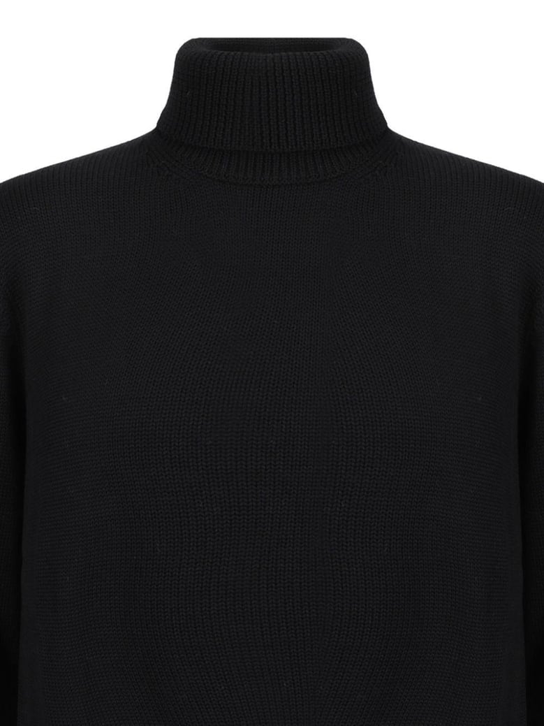 long sleeves turtle neck by Selfnex