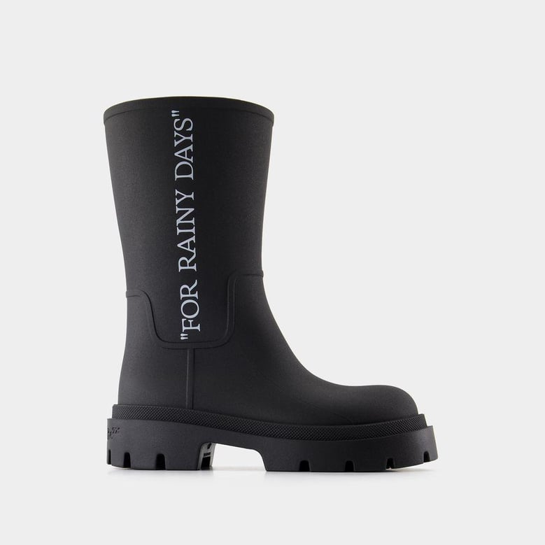 reboot rainy days sneakers by Selfnex