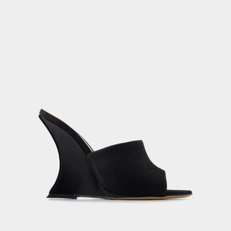 nina court shoes by Selfnex