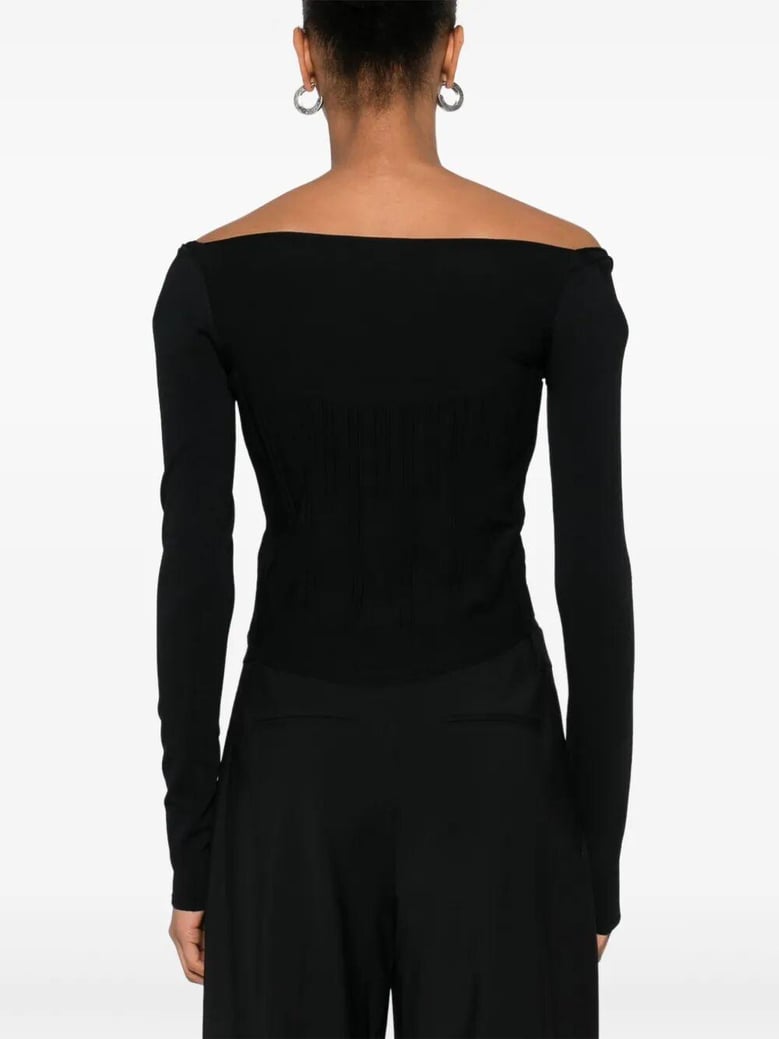 madonna neck top by Selfnex