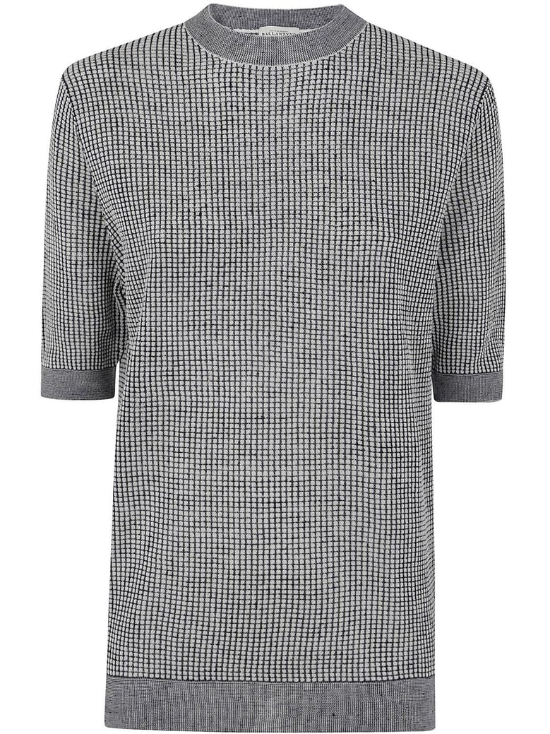 short sleeves pullover by Selfnex