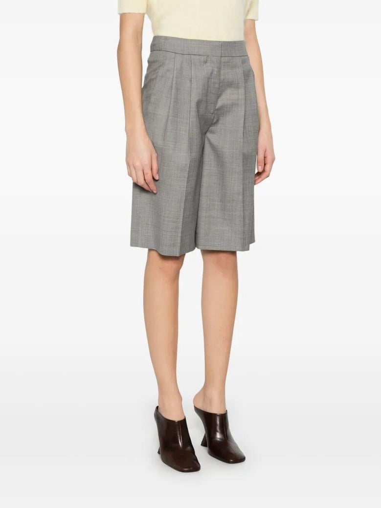 soan tailored bermuda shorts by Selfnex