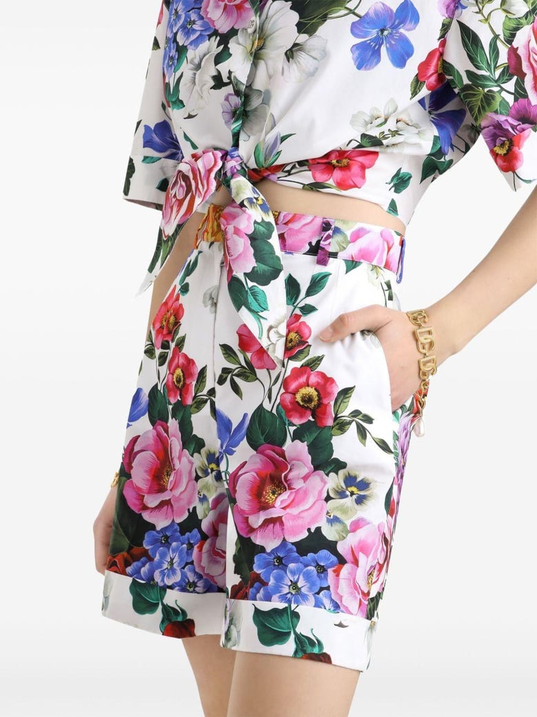 shorts with floral print by Selfnex