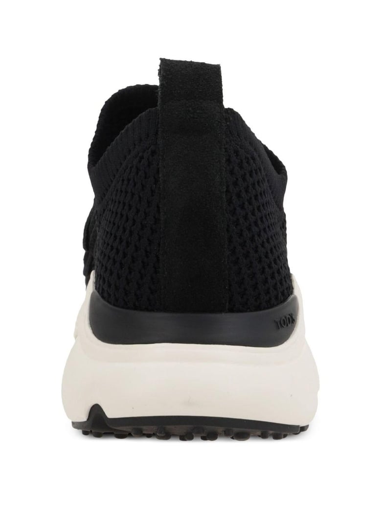 comfortable and stylish sneakers by Selfnex
