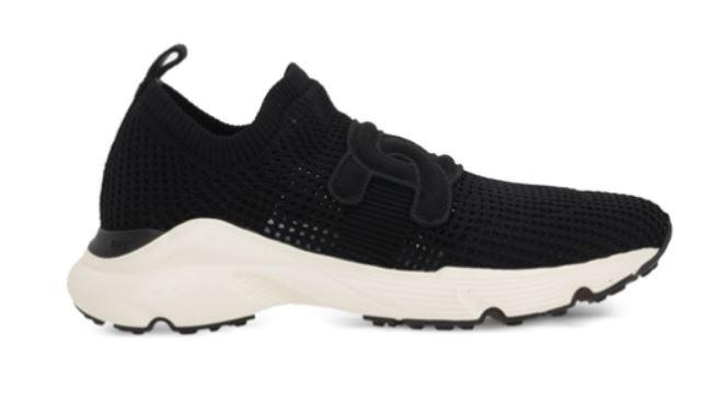 comfortable and stylish sneakers by Selfnex