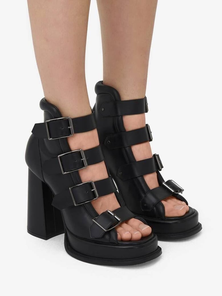 leather pumps by Selfnex