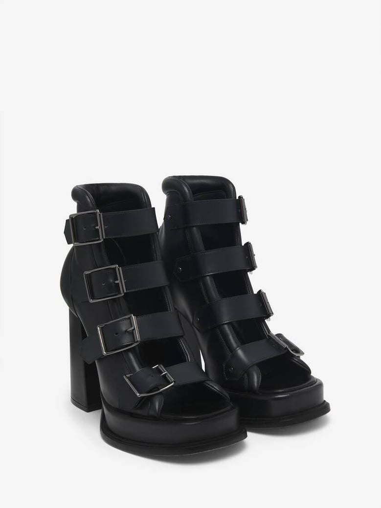 leather pumps by Selfnex