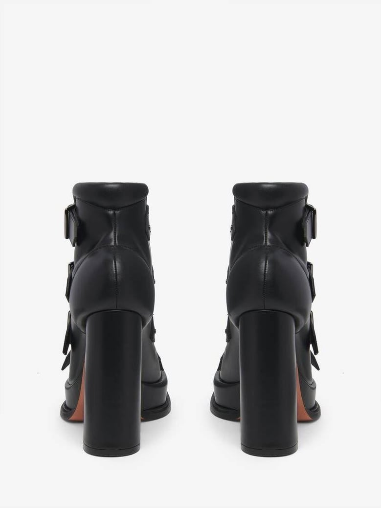 leather pumps by Selfnex