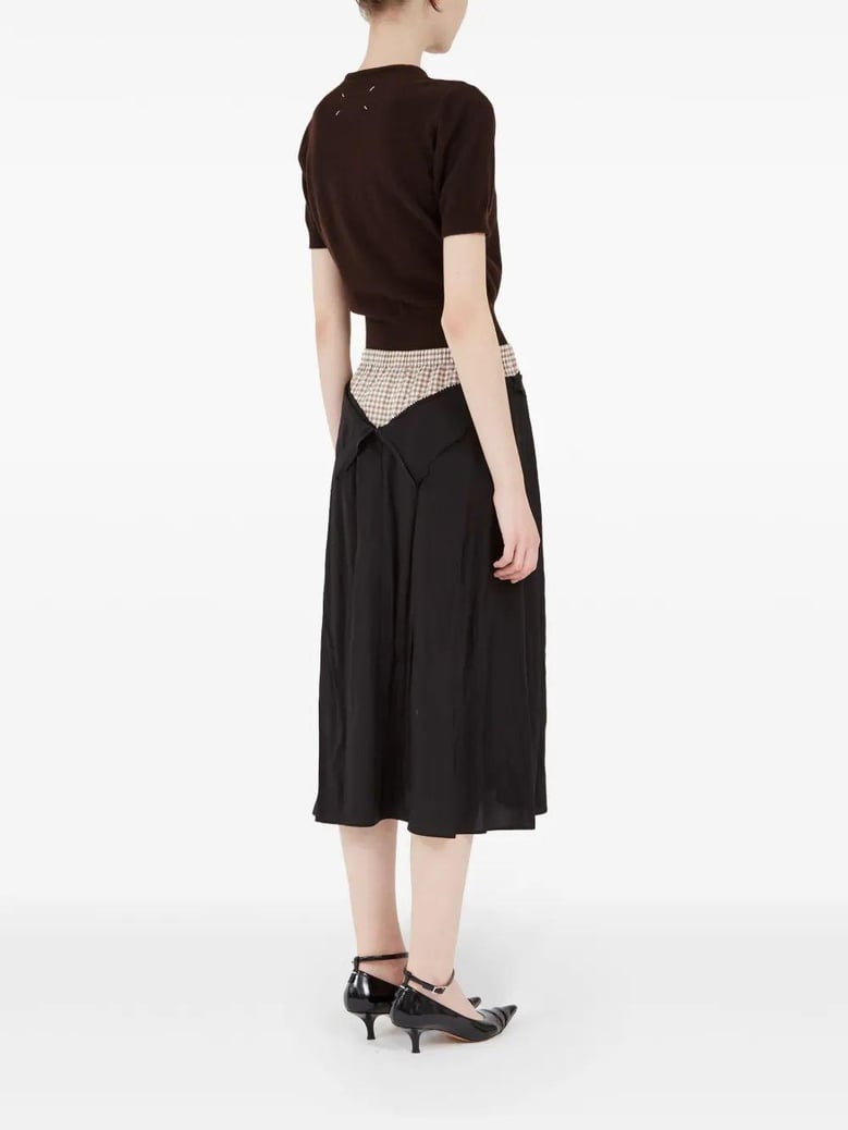 anonymity of the lining skirt by Selfnex