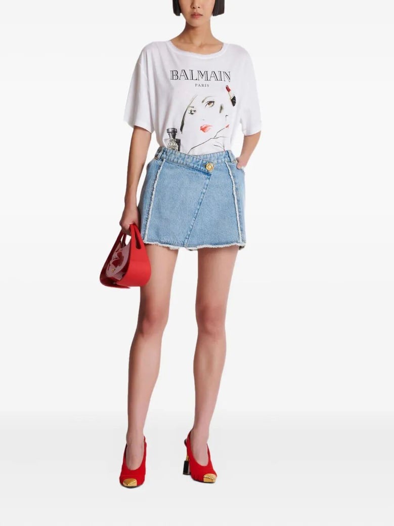 beauty print embroidery patches t-shirt by Selfnex
