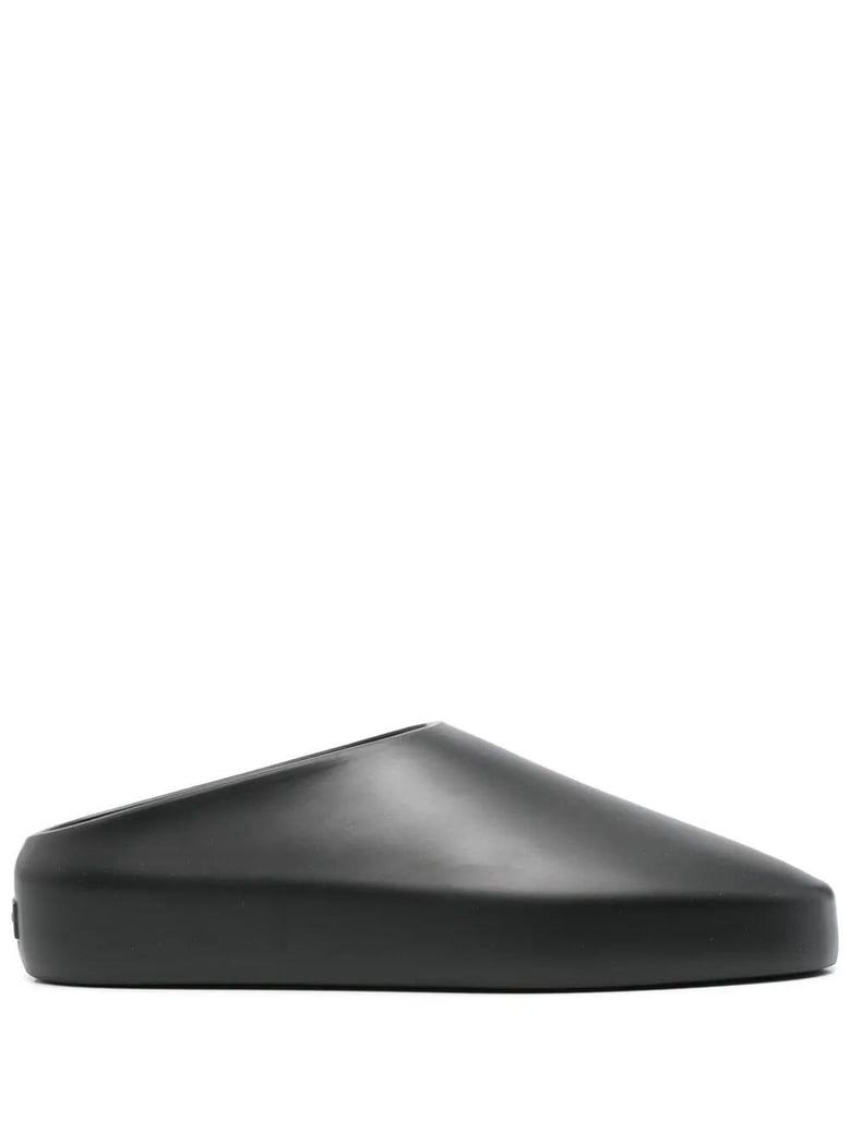 california 2 0 slippers by Selfnex