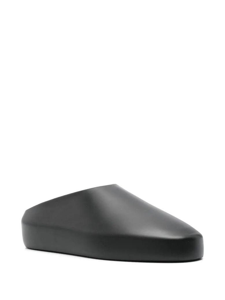 california 2 0 slippers by Selfnex