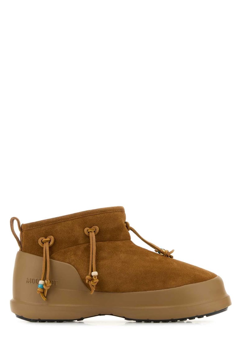 caramel suede luna low ankle boots by Selfnex