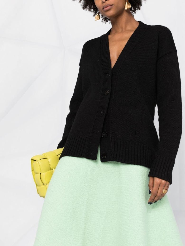 long-sleeved black cashmere cardigan by Selfnex