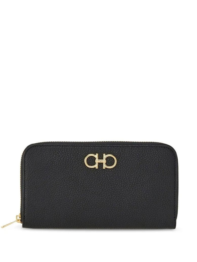 black leather wallet by Selfnex