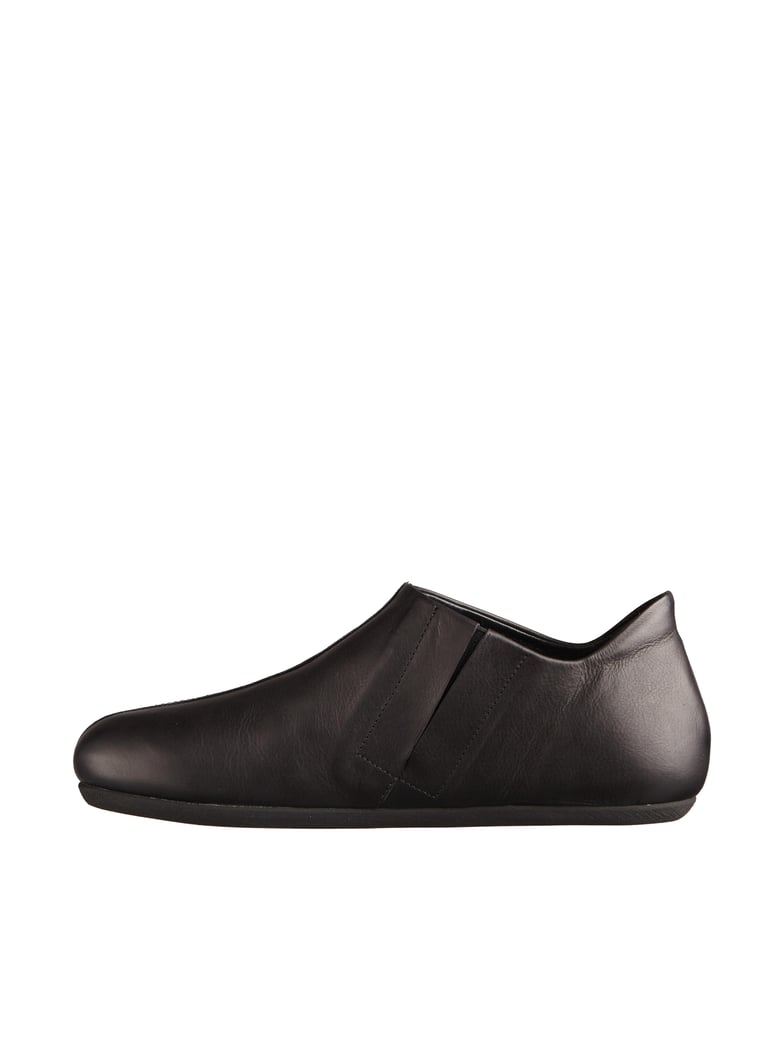 leather shoe by Selfnex