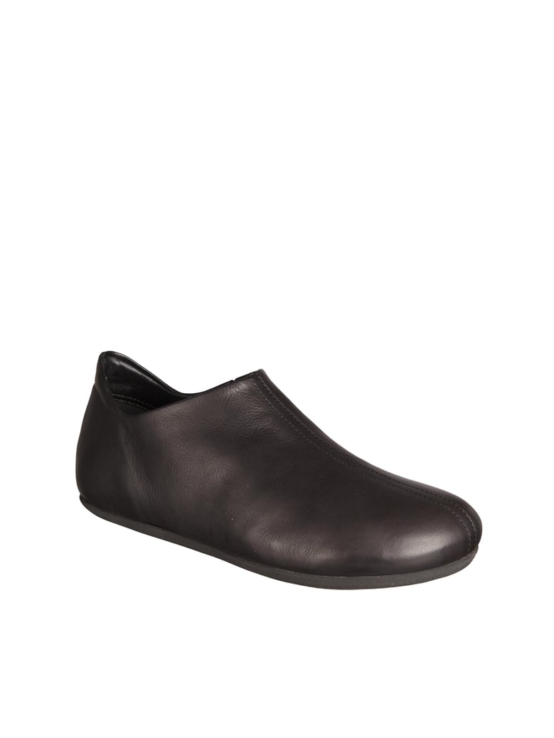 leather shoe by Selfnex