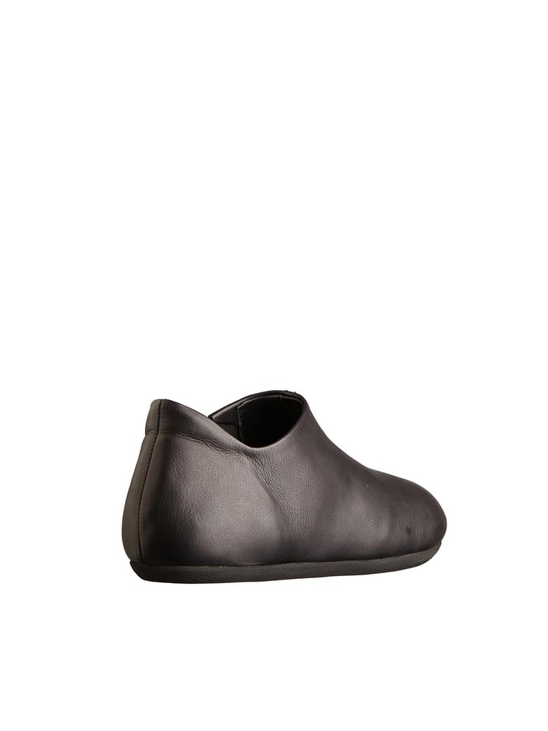 leather shoe by Selfnex