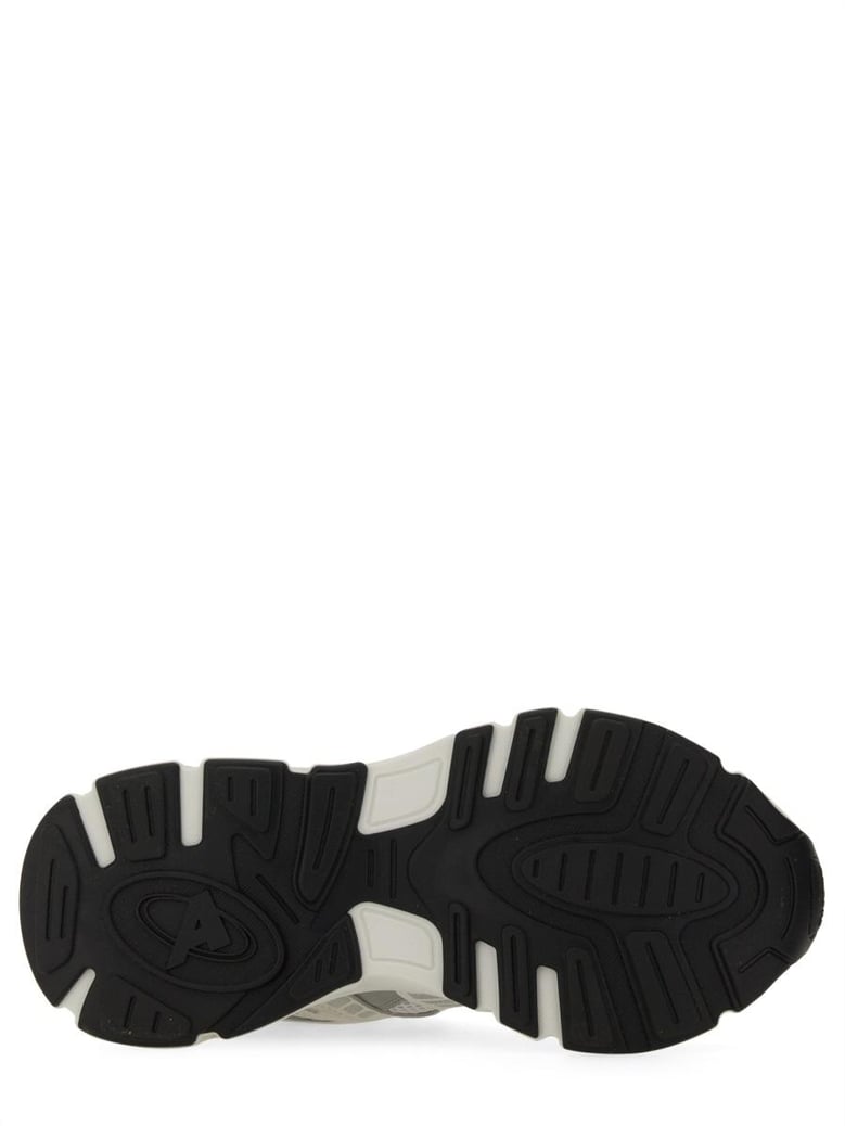 sphere runner sneaker by Selfnex