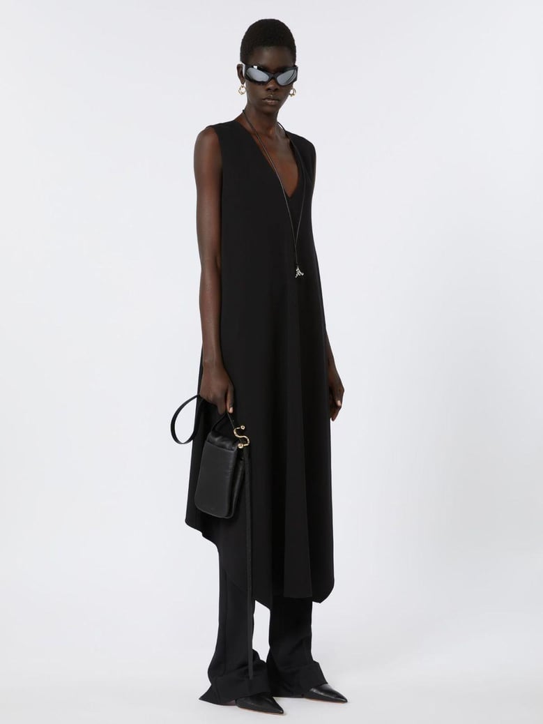 sasia jersey dress black by Selfnex
