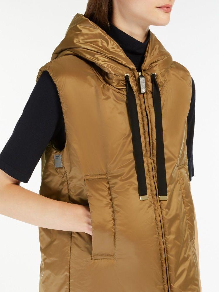 greengo sleeveless puffer caramel by Selfnex