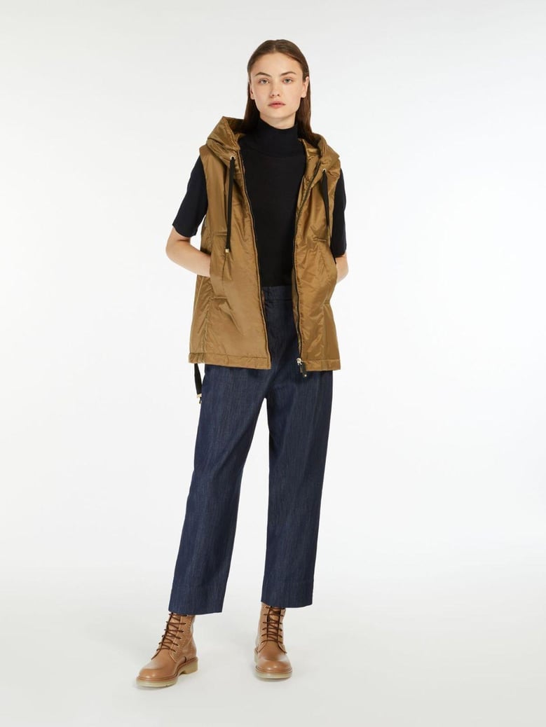 greengo sleeveless puffer caramel by Selfnex