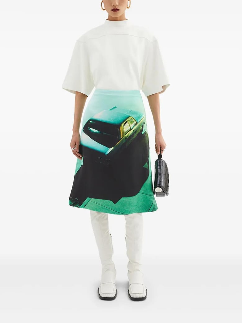 falda dibujo coche verde by Selfnex