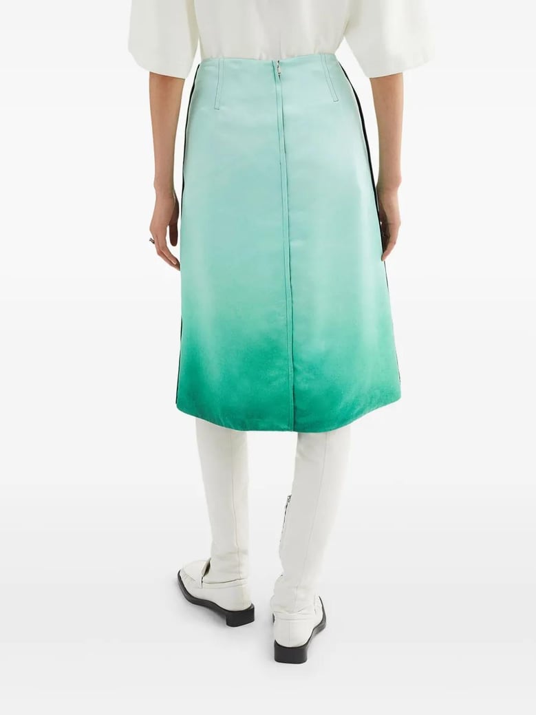 falda dibujo coche verde by Selfnex