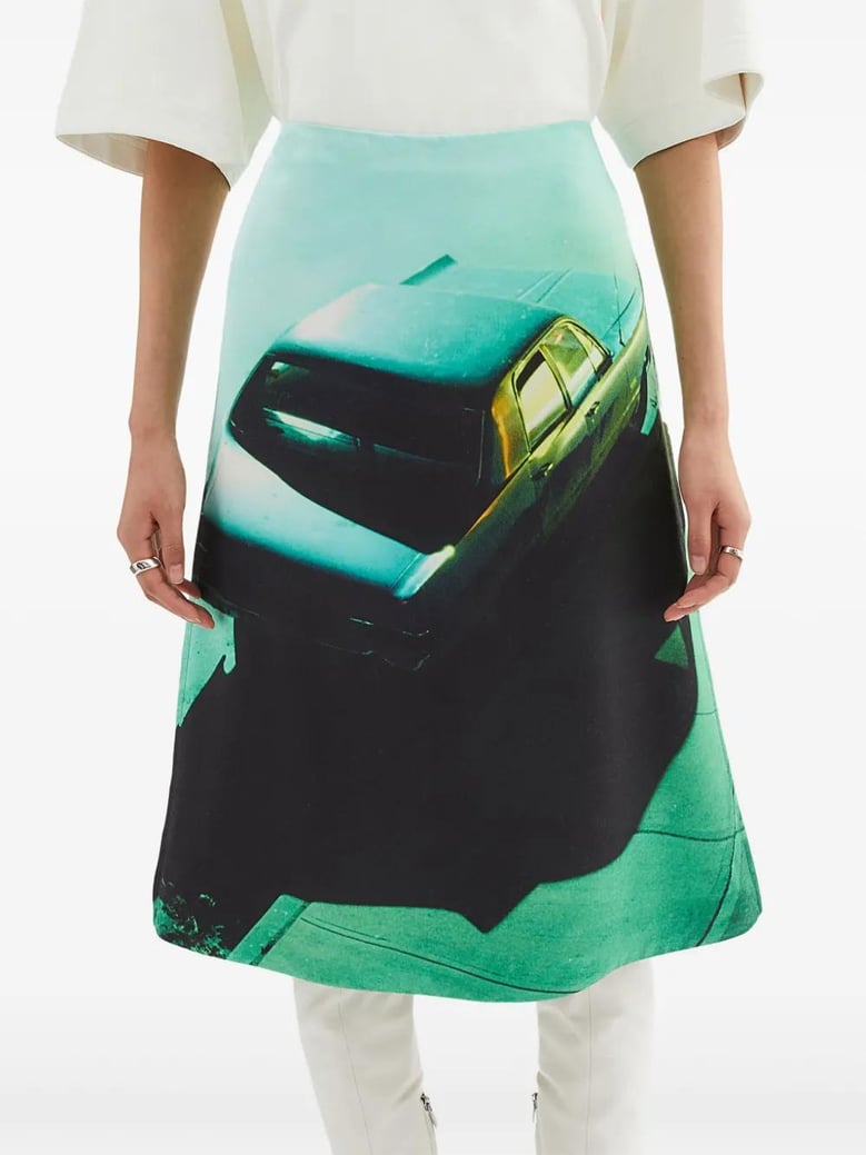 falda dibujo coche verde by Selfnex