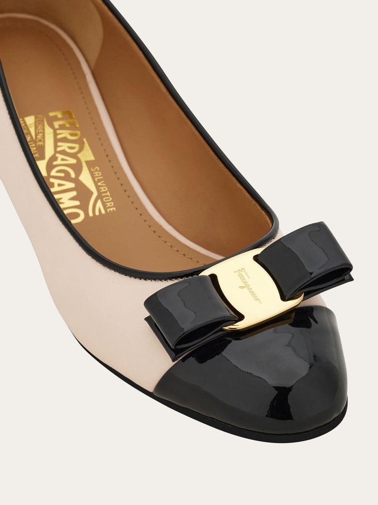 zapatos salon lazo punta negra by Selfnex