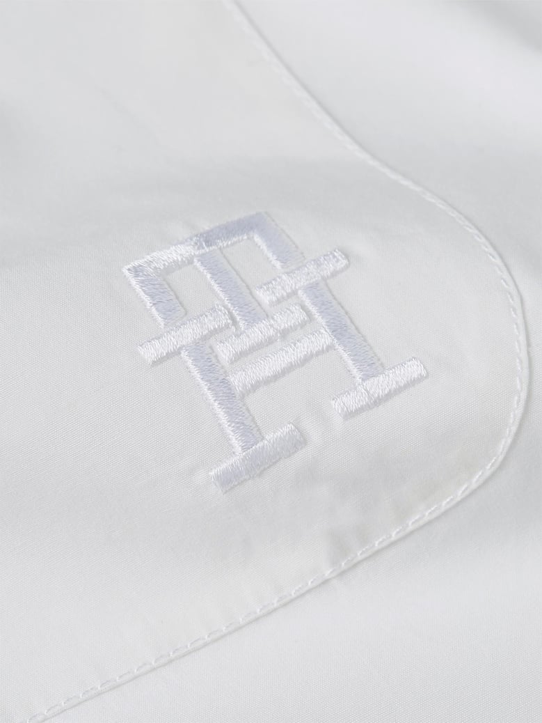 white long-sleeved shirt by Selfnex