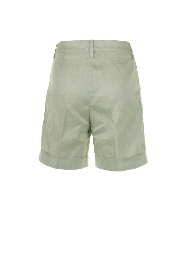 apple green high-waisted bermuda shorts by Selfnex