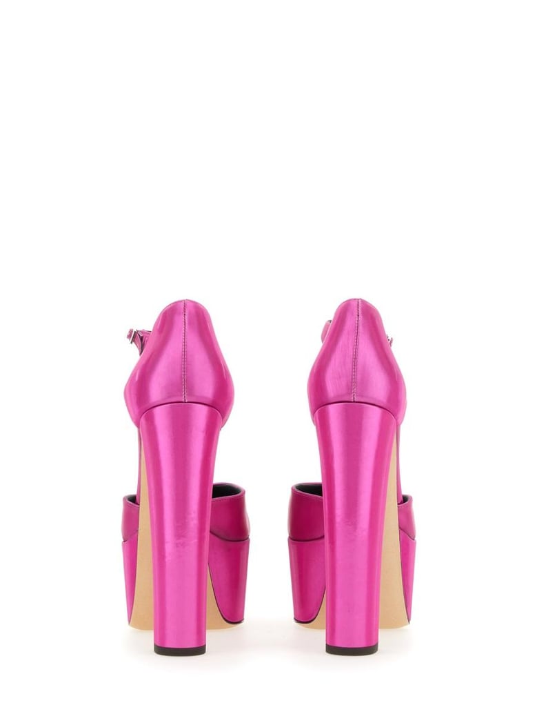 bebe sandal by Selfnex
