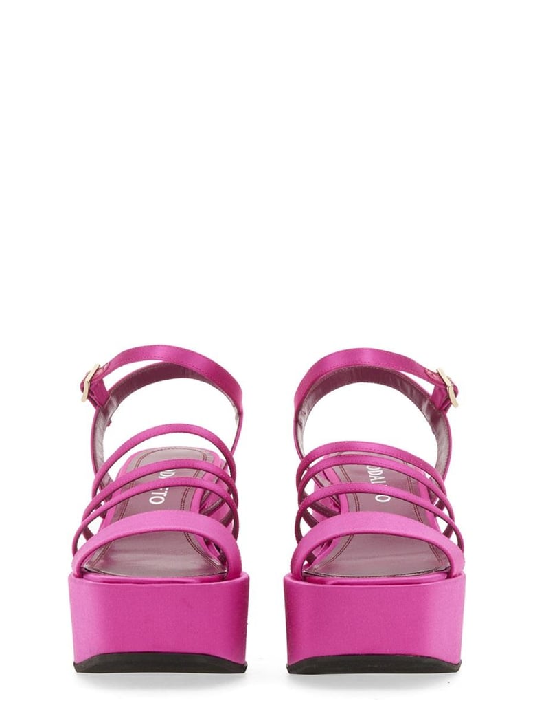 bulla chibi sandal by Selfnex