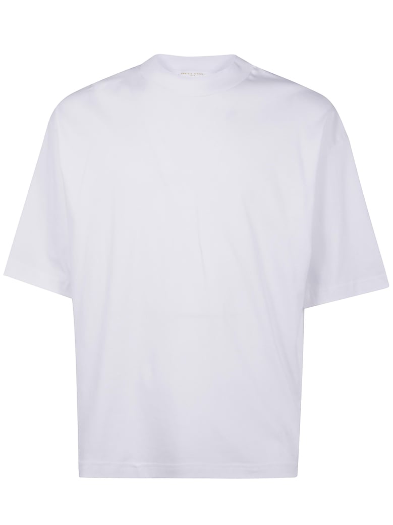 classic t-shirt by Selfnex