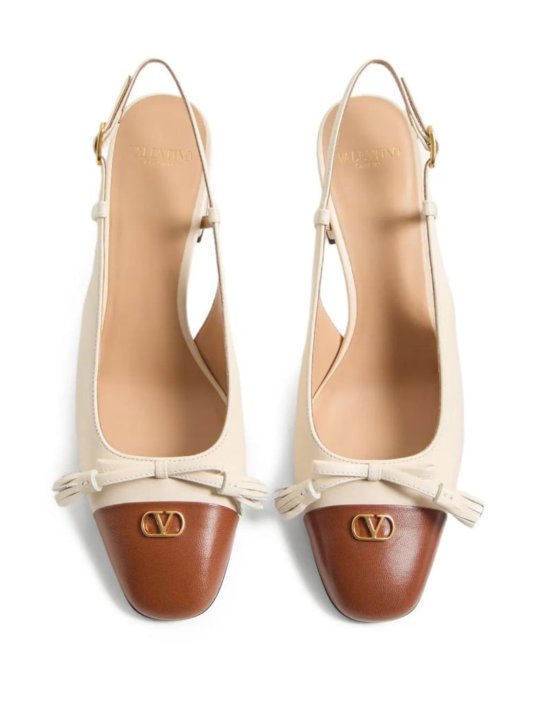 sand leather vlogo signature pumps by Selfnex