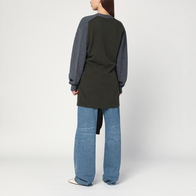 grey/dark green cardigan with crossed sleeves by Selfnex