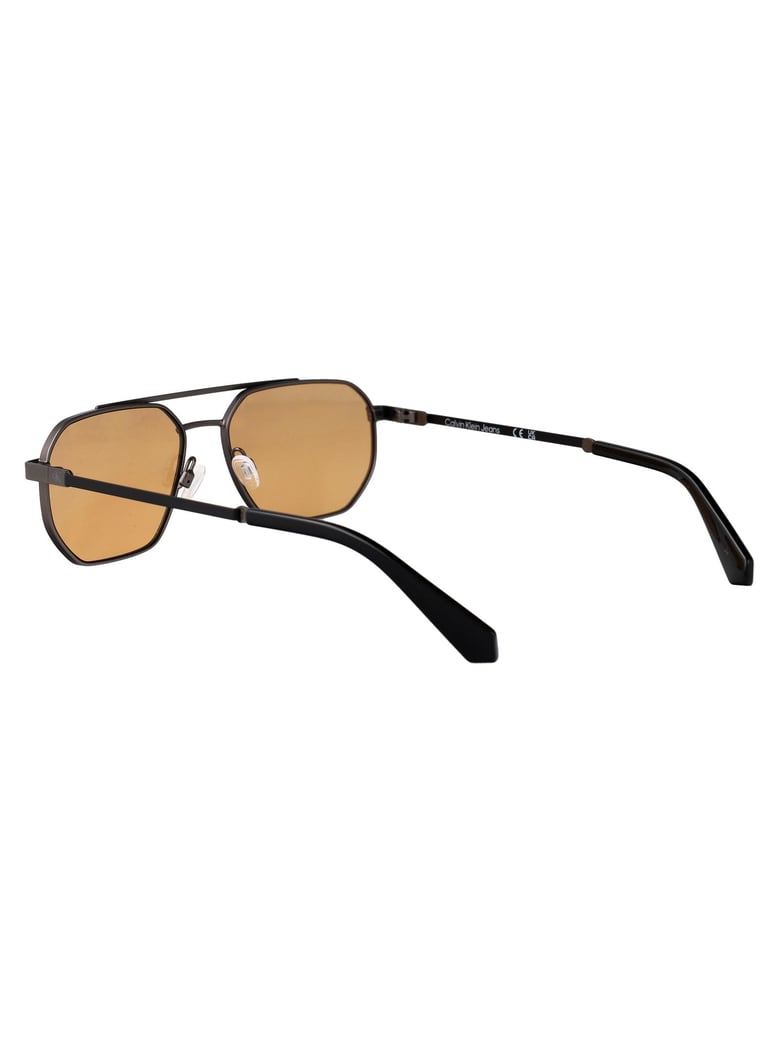 matte dark gunmetal metal sunglasses by Selfnex