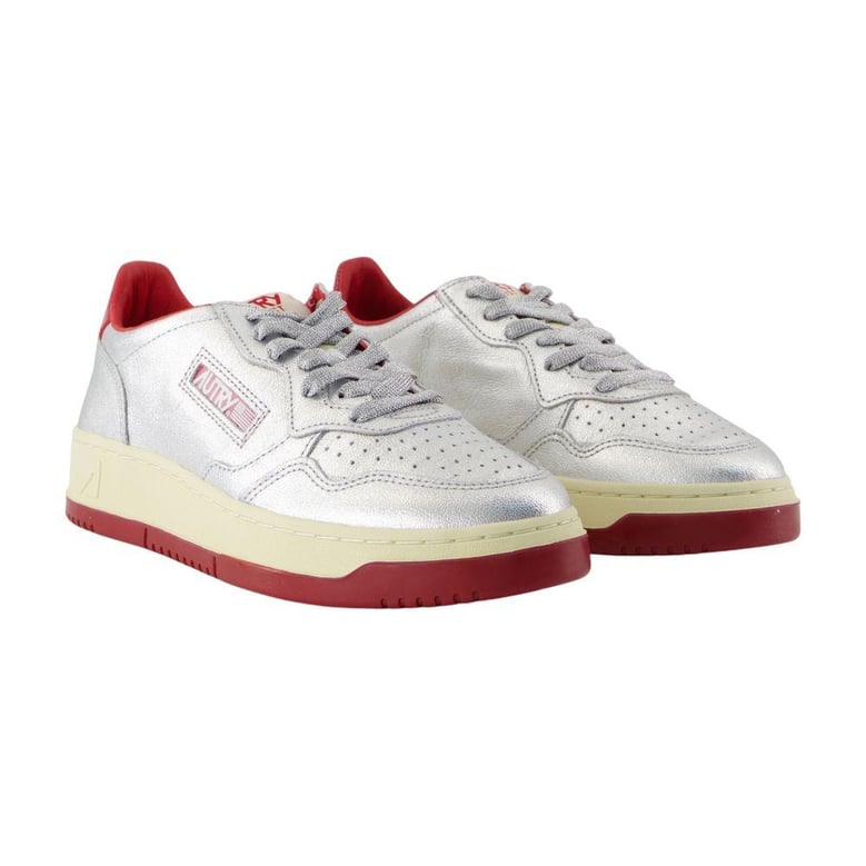 medalist sneakers by Selfnex