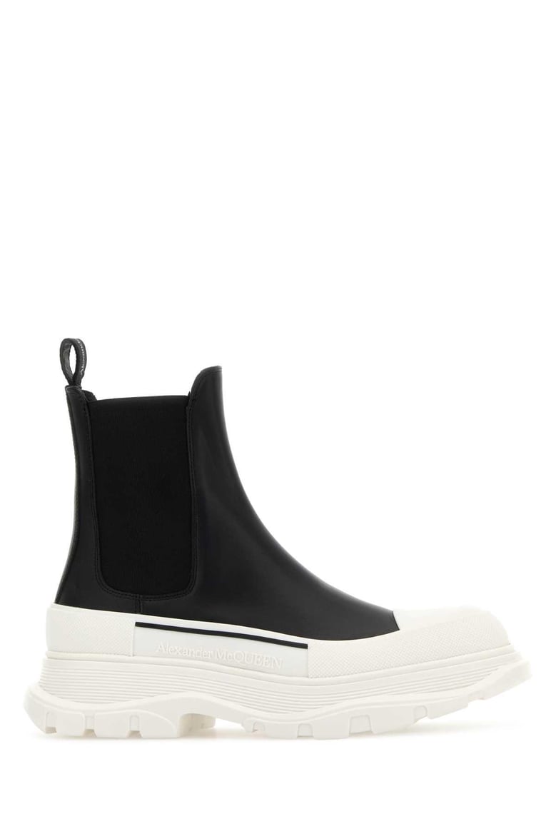 black nappa leather tread slick ankle boots by Selfnex