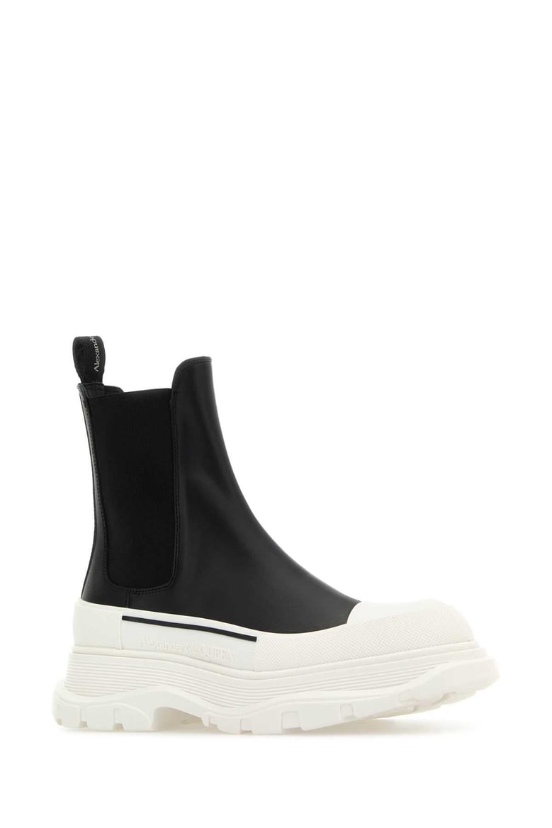 black nappa leather tread slick ankle boots by Selfnex
