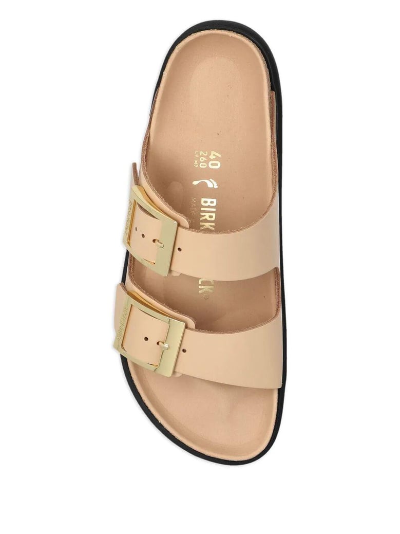 arizona droplet buckle shiny leather sandals by Selfnex