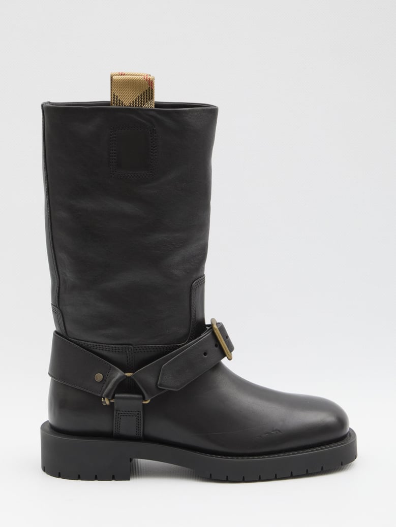 saddle boots by Selfnex