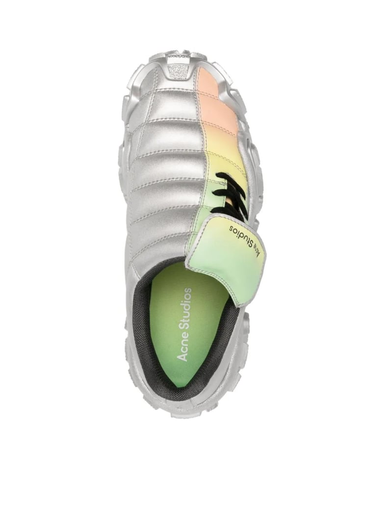 bolzter football low-top sneakers by Selfnex