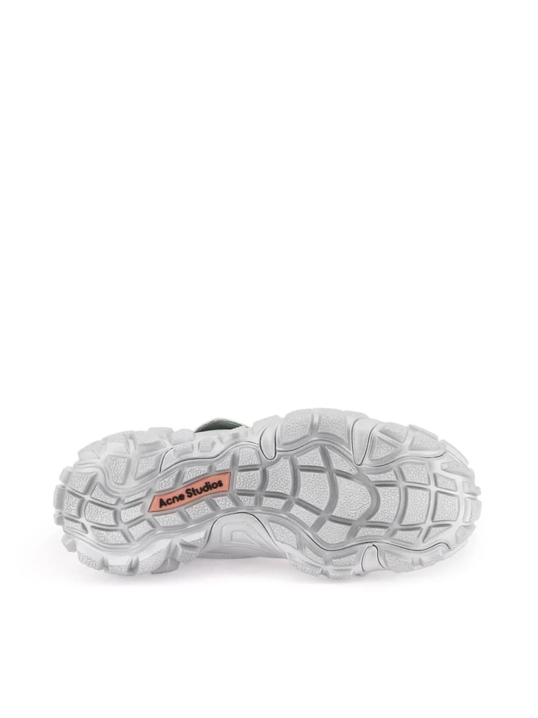 bolzter football low-top sneakers by Selfnex