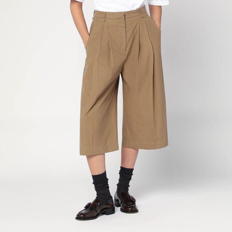 long beige bermuda shorts pennie by Selfnex