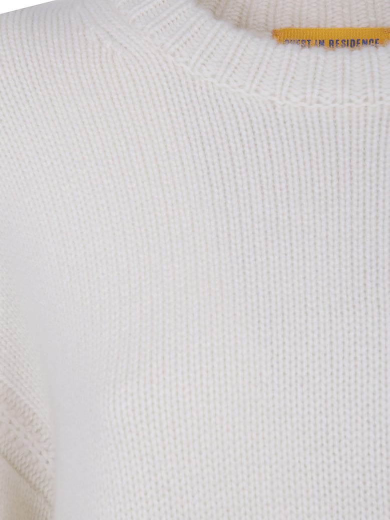 cozy crew neck sweater by Selfnex