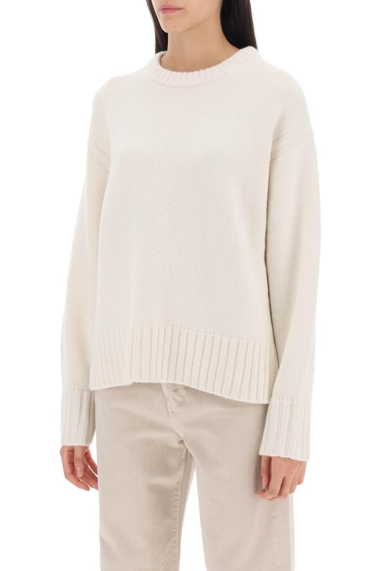 cozy crew neck sweater by Selfnex