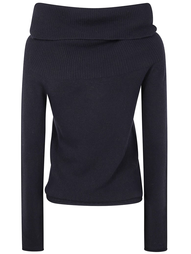 long sleeves boat neck sweater by Selfnex